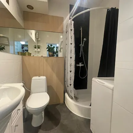 Piotrkowska 115 *